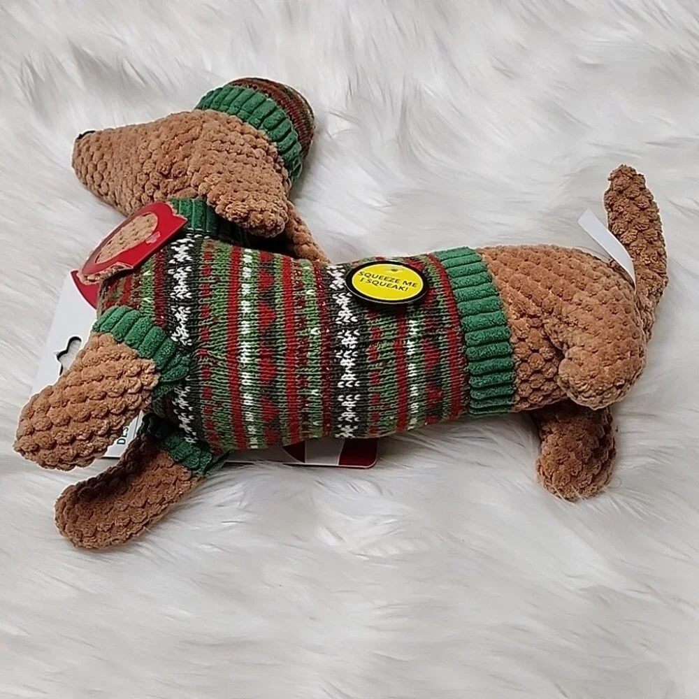 Christmas Plush Squeeker Dog Toy Brown Dog With Red & Green Sweater & Beanie New